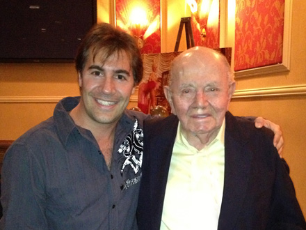 junto a Tihany